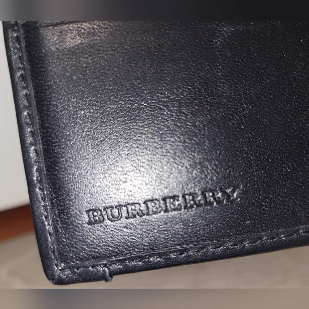 🎠Burberry Black/Beige Haymarket Check Bi-fold Wallet - Picture 5 of 11